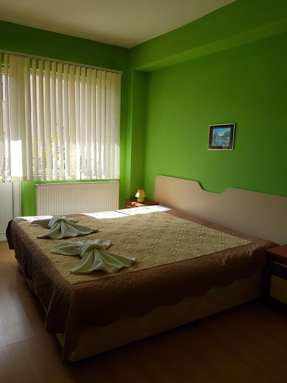 Red House Family House Hotel Bansko Exterior photo